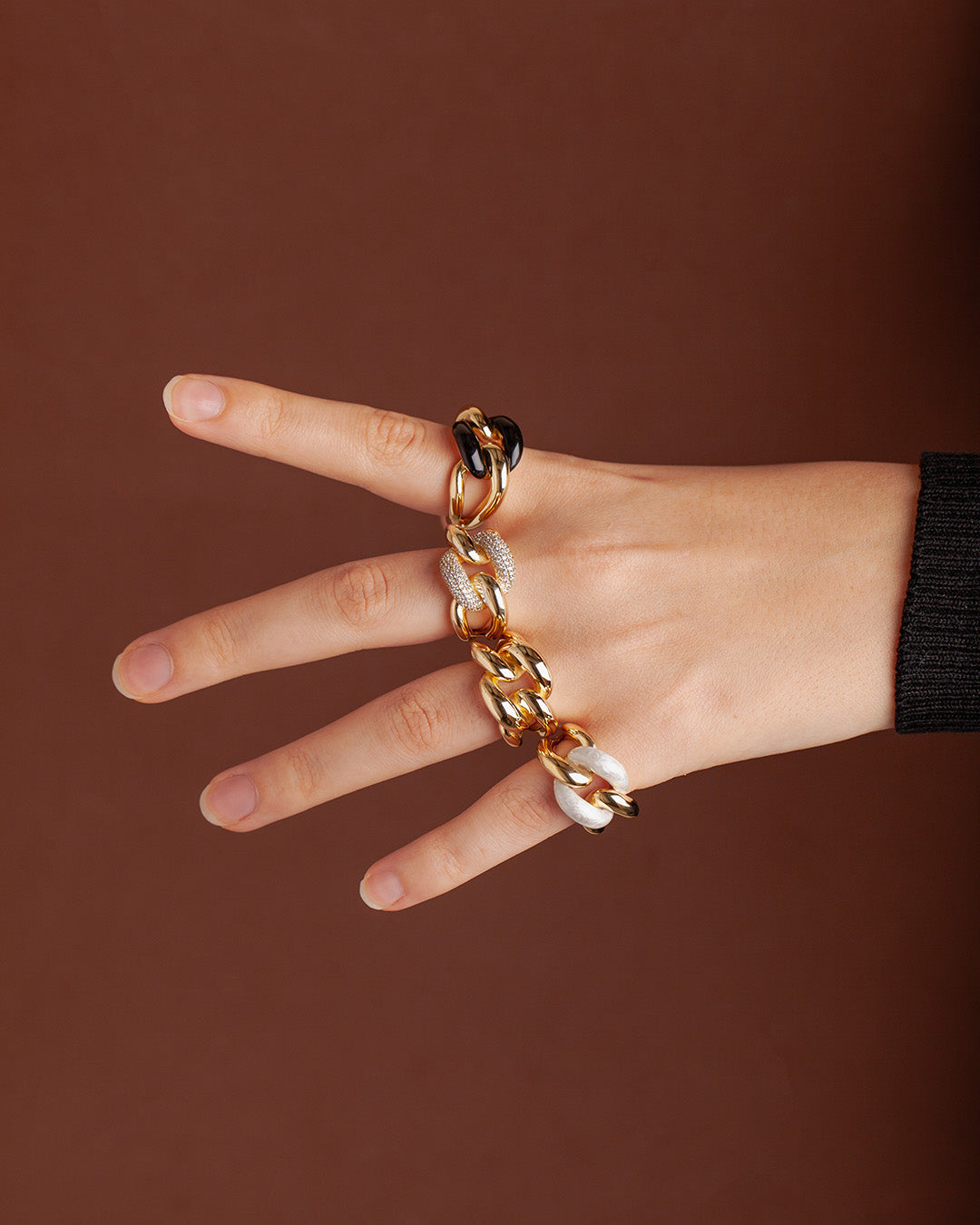 Les Liens Infinies - White Gold Ring With Mother Pearl