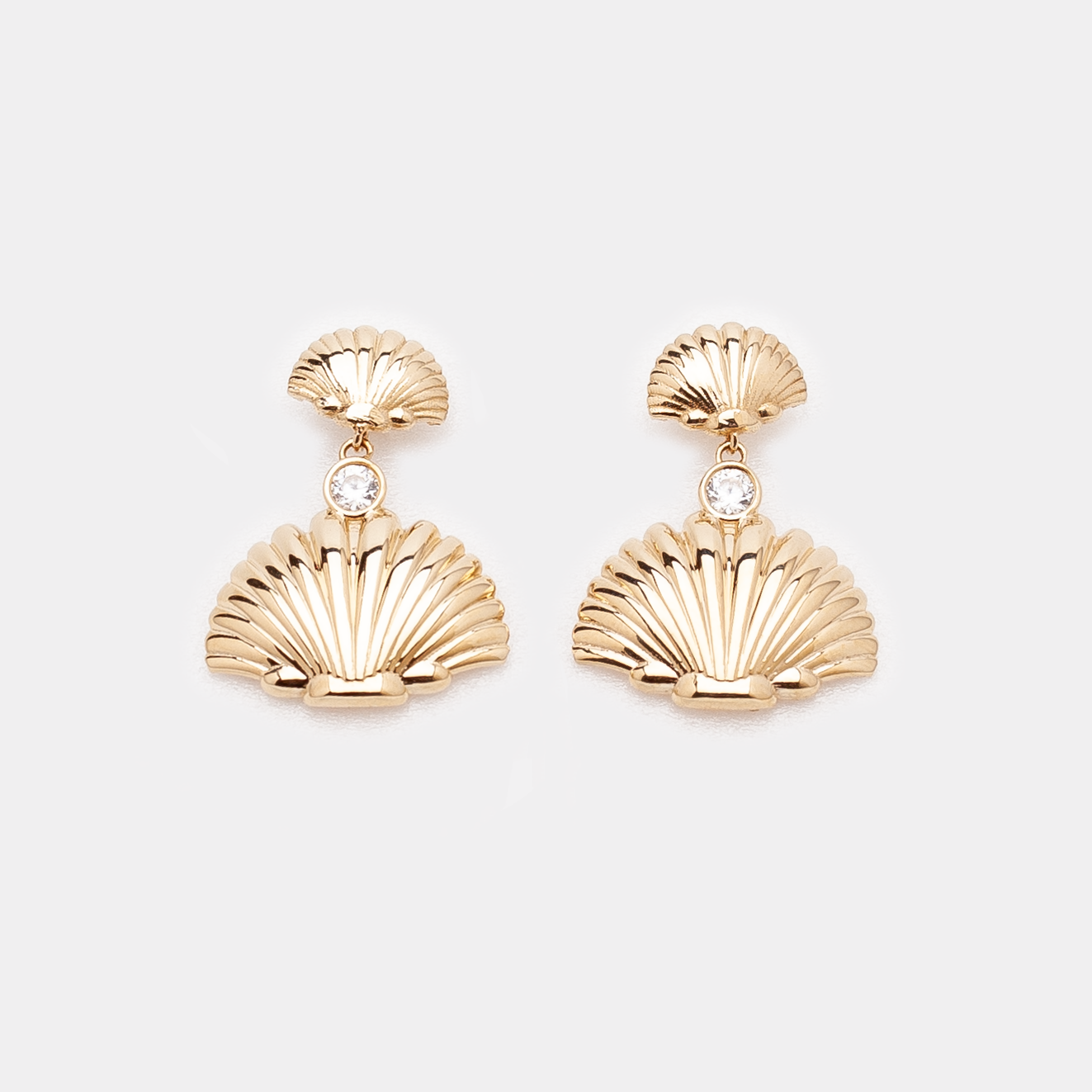 Oyster Motif 14K Yellow Gold Earrings